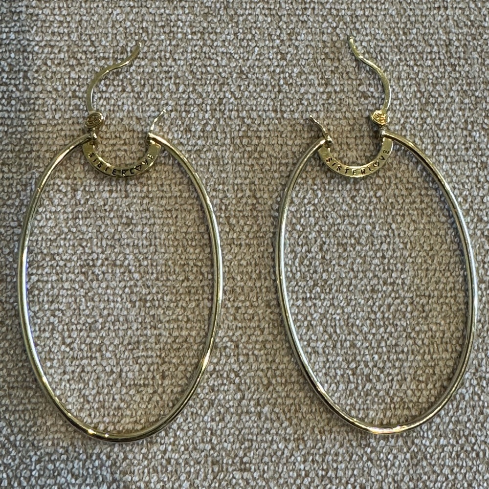 Simone I. Smith - Sister Love Oval Princess hoop earrings, Large
